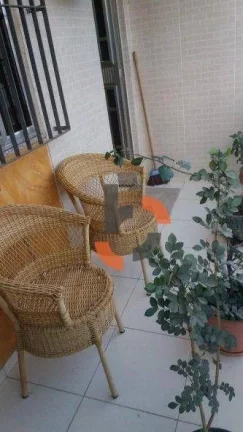 Imagem Casa Duplex Independente 2 Quartos - Prata - Nova Iguaçu/RJ