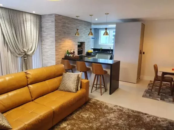 Imagem Apartamento mobiliado com 3 suítes e 2 vagas no Centro de Balneario Camboriu- SC