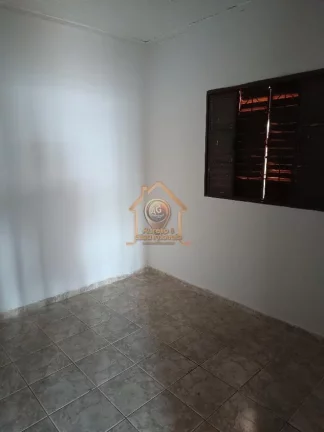 Imagem VENDO CASA COM EDICULA NO JD MARIA LUCIA