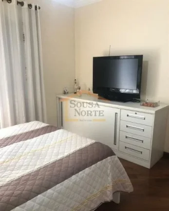 Imagem Apartamento reformado, amplo e moderno, 3 dormitórios, sendo 1 suíte, 2 banheiros, sala 2 ambiente...