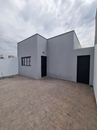 Imagem Casa a venda c/ 03 dormitórios, sendo 01 suíte - Bairro Água Branca