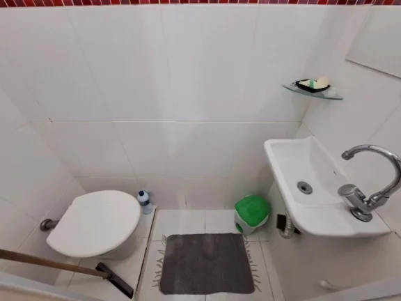 Imagem APARTAMENTO NA 2ª QUADRA DA PRAIA NA PITANGUEIRAS NO GUARUJÁ