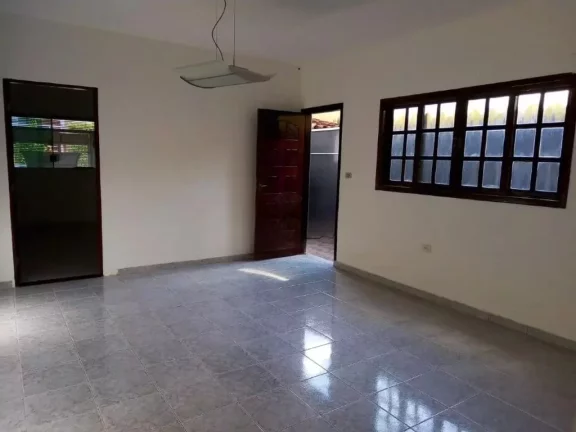 Imagem Sobrado com 2 dormitórios à venda, 70 m² por R$ 310.000,00 - Vila Urupês - Suzano/SP