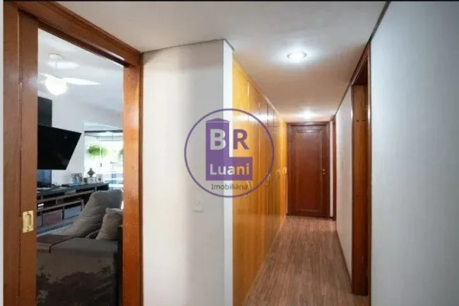 Imagem Excelente apartamento de alto padrão com vista deslumbrante para o lago igapó