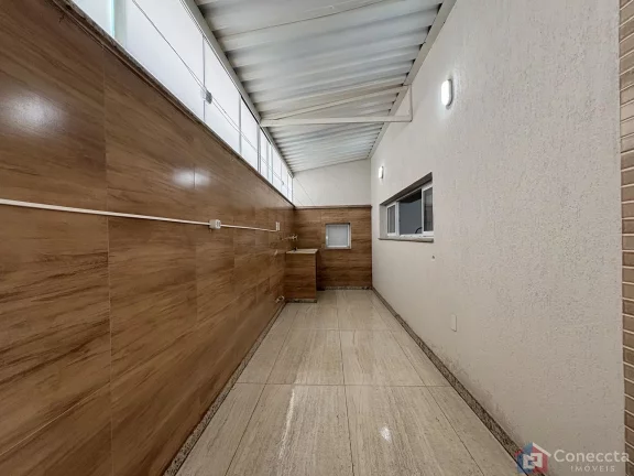 Imagem Apartamento à Venda no Bairro Nossa Senhora das Graças – 2 Quartos, Suíte e Área Externa Coberta em Patos de Minas