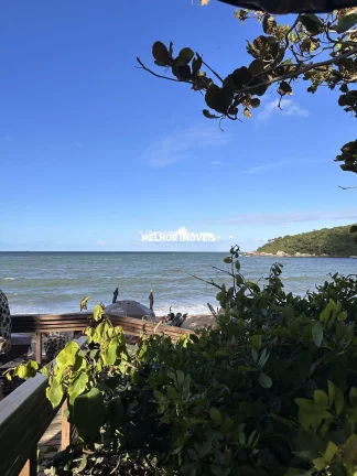 Imagem Terreno com rua asfaltada á venda na praia de Taquaras em Balneário Camboriú