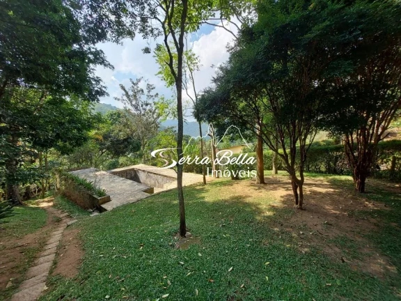 Imagem Casa com 5 dormitórios à venda, 354 m² por R$ 990.000,00 - Albuquerque - Teresópolis/RJ