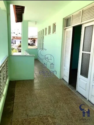 Imagem Casa para Venda em Salvador, Piatã, 8 dormitórios, 4 banheiros, 4 vagas