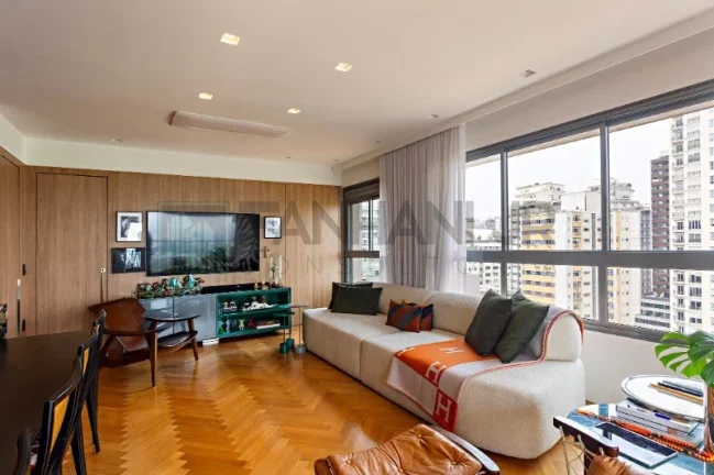 Imagem Imperdível: Apartamento à venda em São Paulo-SP, Jardim América. 2 quartos, 1 suíte, 2 salas, 2 banheiros, 1 vaga, 70 m²!