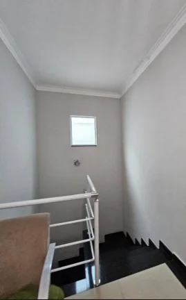 Imagem Sobrado Marvilhoso 180 m² com 3 Dormtorios 3 suites e 4 vagas de Garagens