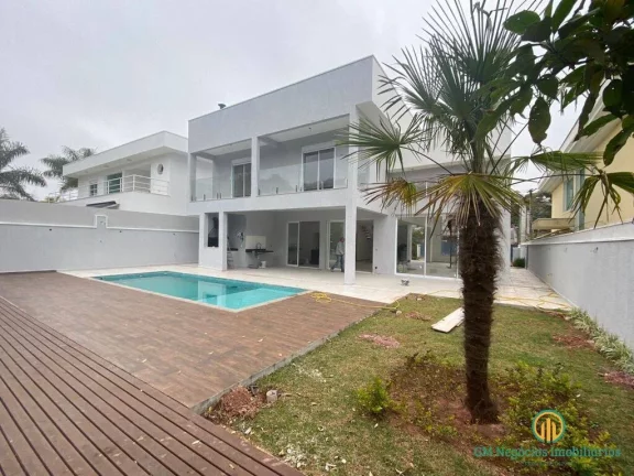 Imagem Casa nova, clean, 4 dormitorios, suítes com piscina em condomínio