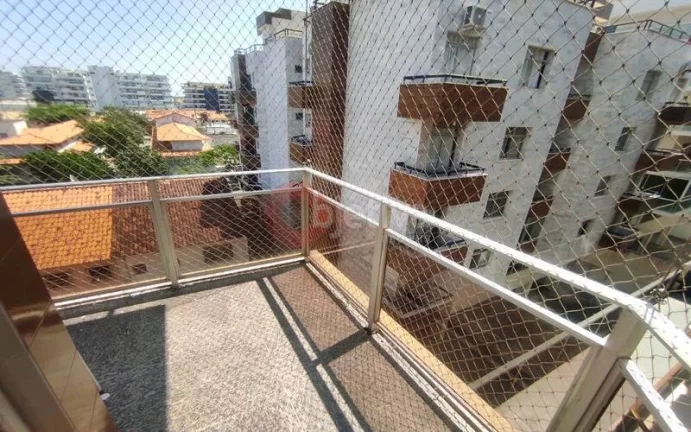 Imagem Cobertura mobiliada com 4 dormitórios à venda, 160 m² Braga - Cabo Frio/RJ