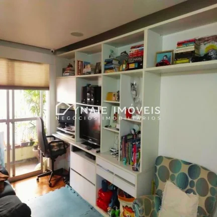 Imagem Apartamento à venda na Vila Nova Conceição, São Paulo-SP: 2 quartos, 1 suíte, 3 banheiros, 2 vagas - 100m² de área.