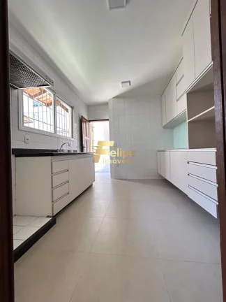 Imagem BELÍSSIMA CASA LINEAR DE 03 QUARTOS, SENDO 03 SUÍTES, LOCALIZADA A 200 METROS DA PRAIA EM JARDIM CAMBURI, VITÓRIA/ES!