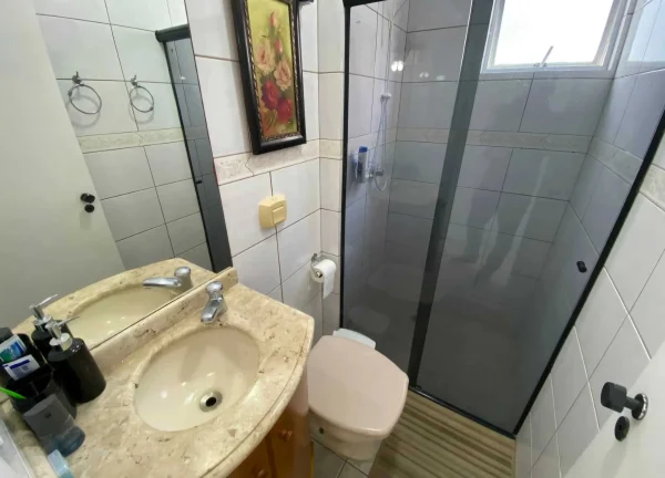 Imagem Apartamento quadra mar com 2 dormitórios e 1 vaga de garagem - Avenida Brasil Balneário Camboriú/SC