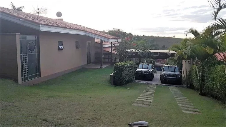 Imagem Chácara Condomínio para Venda em Bom Jesus dos Perdões, Condominio Alpes D Ouro, 4 dormitórios, 3 suítes, 5 banheiros, 5 vagas