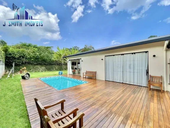Imagem CASA Nova, TÉRREA c/ piscina, Miolo da Granja Viana em rua fechada!