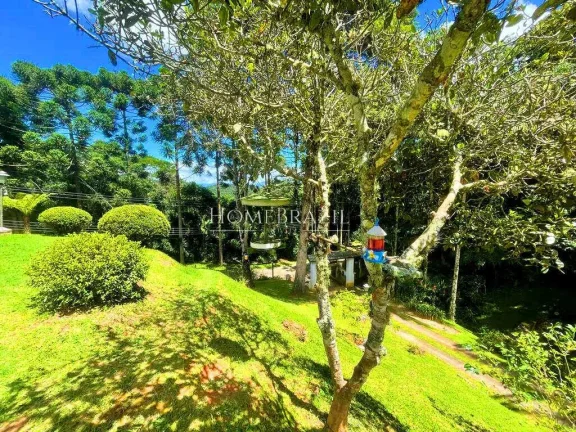 Imagem Casa em Condomínio Fechado à Venda em Campos do Jordão | Terreno de 2.500m2 e Lazer Completo