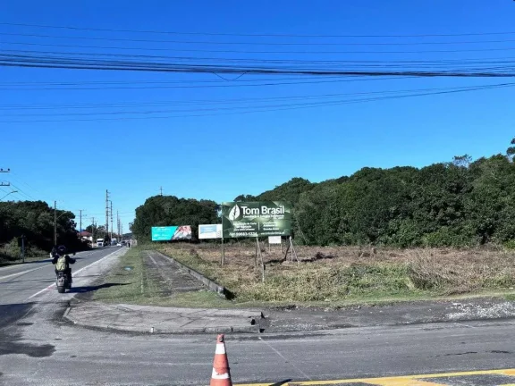 Imagem Prédio inteiro a venda com 8 apartamentos e 16 vagas de garagem em Itapoá