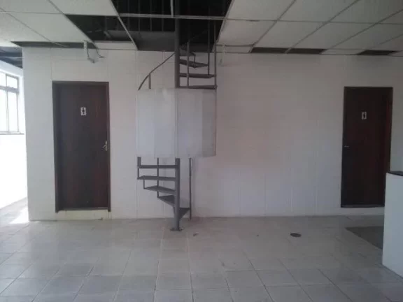 Imagem Galpão pode ser Deposito e Armazém 1000 m² Pé Direito 6 m² 4 Vagas