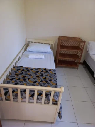 Imagem Casa à venda em Condomínio com piscina na Lagoa Aruá Praia do Forte Bahia