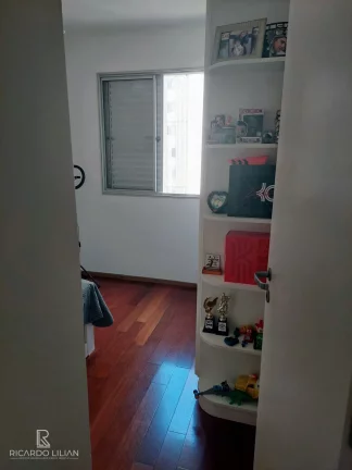 Imagem Apartamento com 3 dormitorios sendo uma suite e duas vagas no Cambuci.