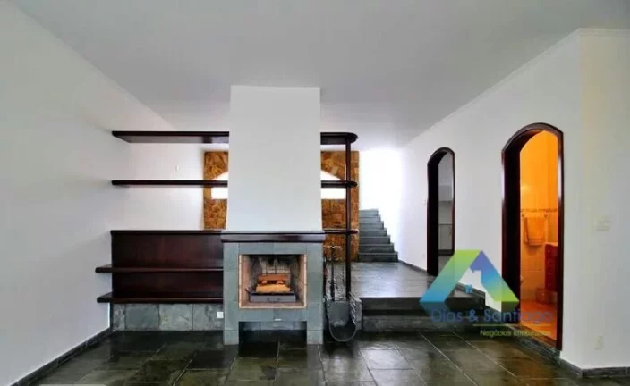 Imagem CASA TÉRREA - EXCELENTE LOCALIZAÇÃO