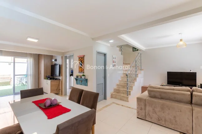 Imagem Sobrado, espaçoso, reformado, clean, amplo quintal, ótimo condomínio
Exclusivo pra você!
No anda...