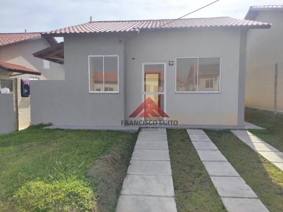 Imagem Casa com 2 dormitórios à venda, 45 m² por R$ 200.000,00 - Três Pontes - Itaboraí/RJ