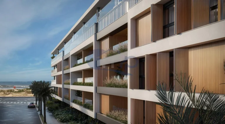 Imagem Apartamento a venda com 3 suites na Praia Grande em Torres/RS