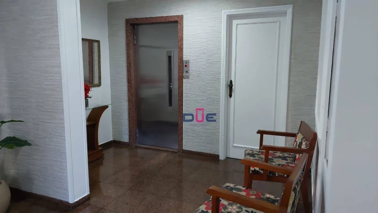 Imagem apartamento no Embaré com 125m2, 2 quartos, dependencia completa de empregada e 1 vaga demarcada, elevador de frente no Embaré.
