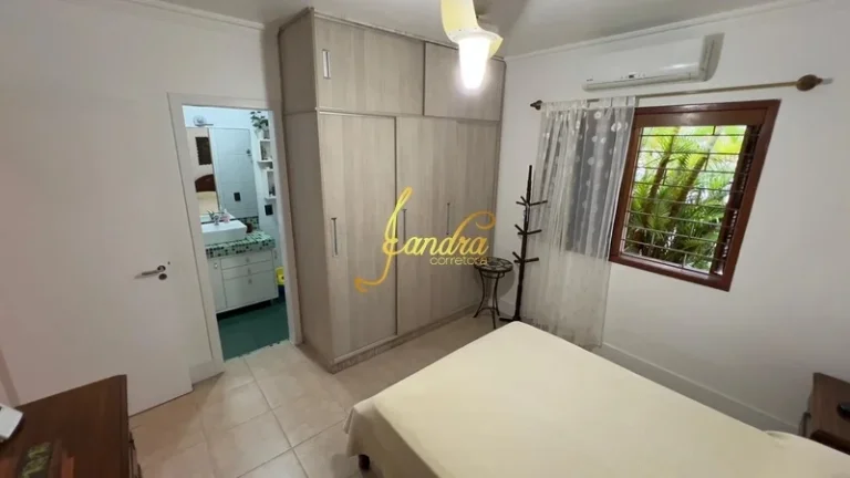 Imagem Excelente Casa no Centro de Xangri-lá! de esquina