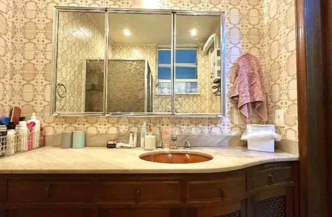 Imagem Copacabana - Residencial › Apartamento com 3 quarto(s) a Venda
