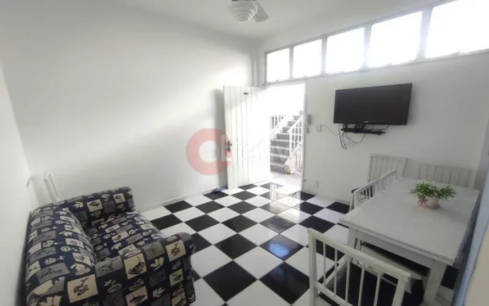 Imagem Apartamento, 2 quartos para locação fixa na Praia do Forte - Cabo Frio