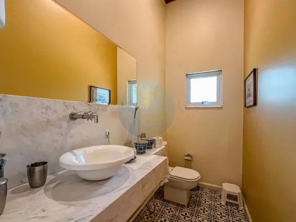 Imagem Casa em Condomínio a Venda no bairro Granja Viana - Carapicuíba, SP
