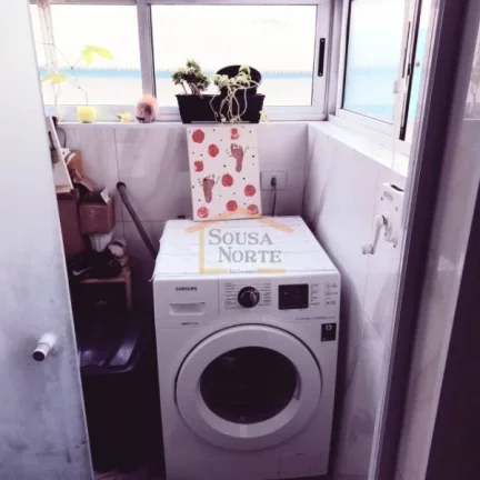 Imagem Ótimo apartamento, 2 dormitórios, sendo 1 suíte, sala 2 ambientes, sacada, cozinha planejada, ár...