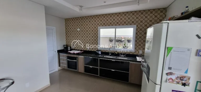 Imagem Excelente sobrado no Condomínio Le Village, em Valinhos, com 220m² de área privativa em um terren...