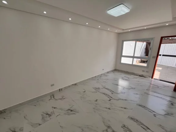 Imagem CASA SOBREPOSTA BAIXA NOVA EM FINO ACABAMENTO NO EMBARÉ