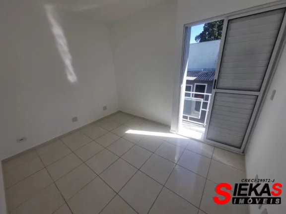 Imagem Casa em Condomínio à Venda em Itaquera, São Paulo-SP: 2 Quartos, 1 Sala, 1 Banheiro, 1 Vaga, 70m². Imperdível!