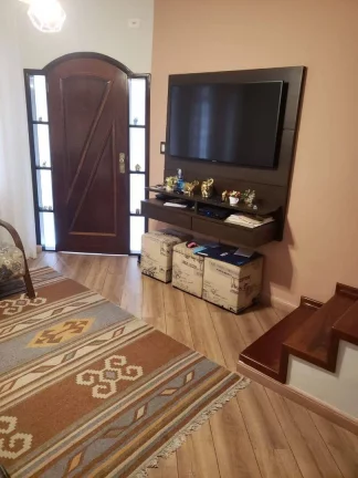 Imagem Sobrado com 3 dormitórios à venda, 160 m² por R$ 657.000 - Vila Bartira - Santo André/SP