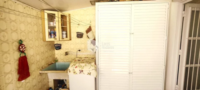 Imagem (SOBRADO + 1 CASA) COM 216M² COM 2 AMPLOS DORMITÓRIOS, ÁREA GOURMET E 3 VAGAS DE AUTO COM PORTÃO AUTOMÁTICO. LAUZANE PAULISTA, SÃO PAULO, SP