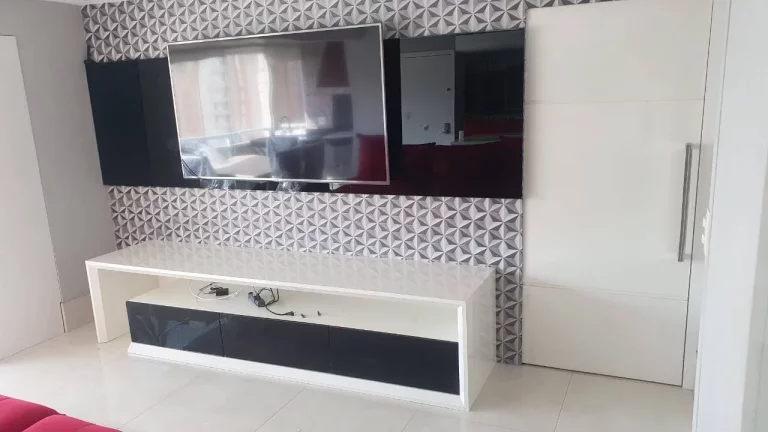 Imagem Apartamento 140 m² 4 Dormitorios sendo 2 Suites e 3 Vagas de Garagens