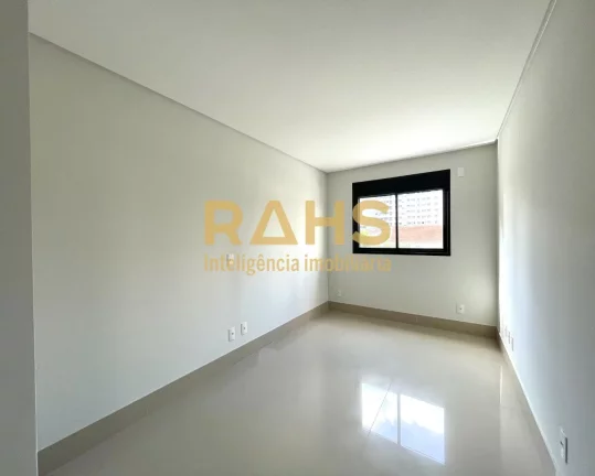 Imagem Excelente apartamento no Centro de Joinville, em frente ao 62º Batalhão. Valor baixou! De R$1.110m...