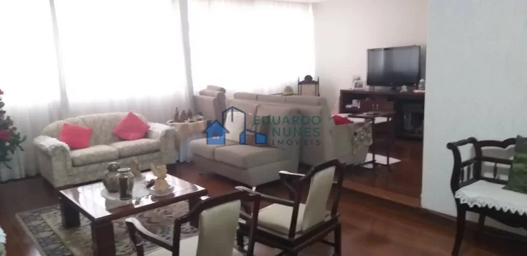 Imagem APARTAMENTO COM 193 M², 04 QUARTOS NO LOURDES.