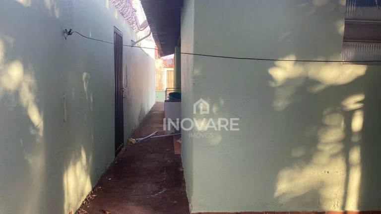Imagem Casa com 2 dormitórios para alugar, 78 m² por R$ 1.200,00/mês - Setor Nova Aurora - Itumbiara/GO