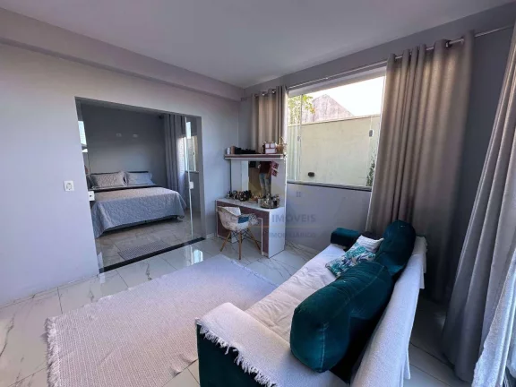 Imagem Sobrado com 5 dormitórios à venda, 210 m² por R$ 650.000,00 - Residencial Donato Flores - Tatuí/SP