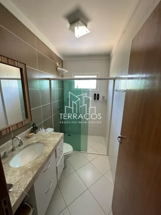Imagem CASA EM CONDOMÍNIO COM MOVEIS PLANEJADOS E COM VISTA PARA "PEDRA GRANDE" EM ATIBAIA.