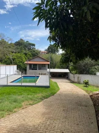 Chácara com 4 Quartos à Venda, 1.100 m² em Afonsos - Pouso Alegre