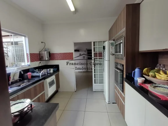 Imagem Casa à venda no bairro Parque das Arvores - Guaratinguetá/SP