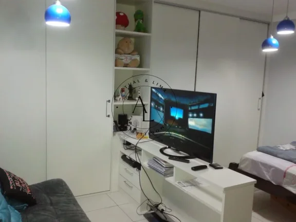 Imagem Casa Tipo Edícula com Amplo Quintal Frontal à Venda – Espaço e Conforto para Você!